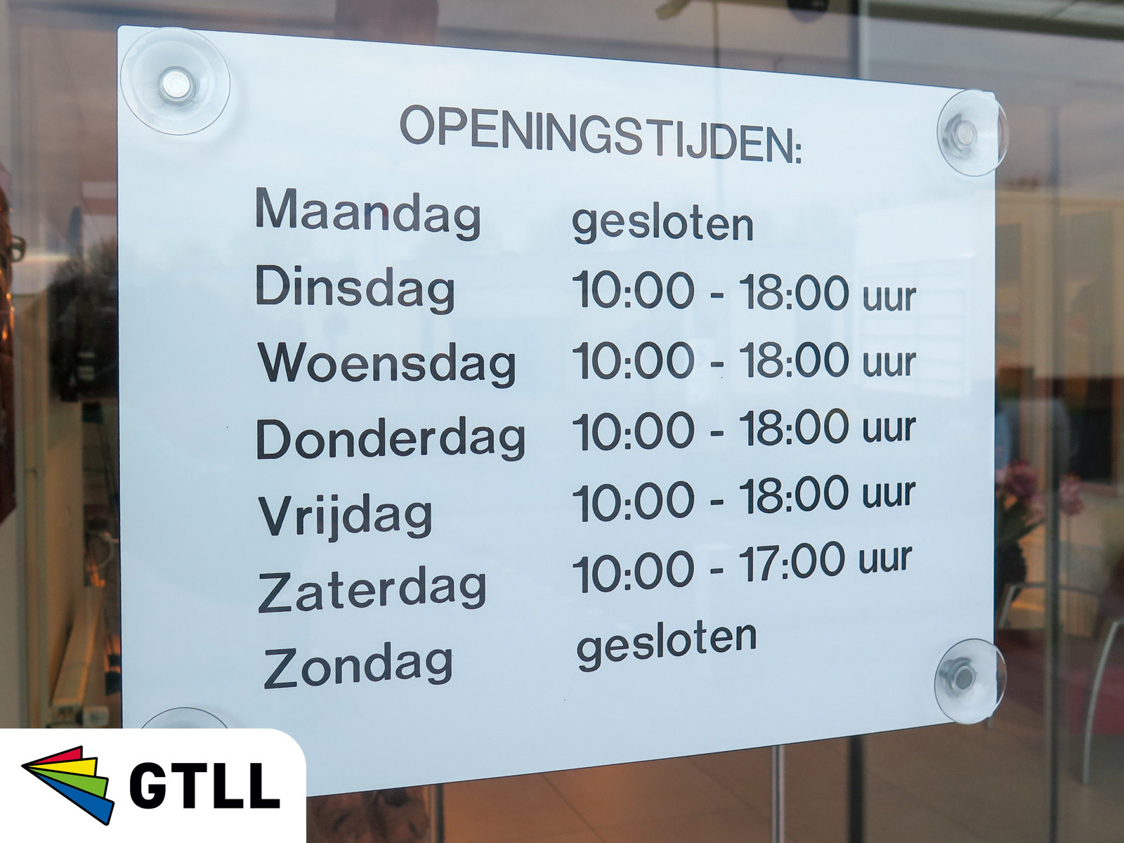 Openingstijdenbord het raam incl zuignappen