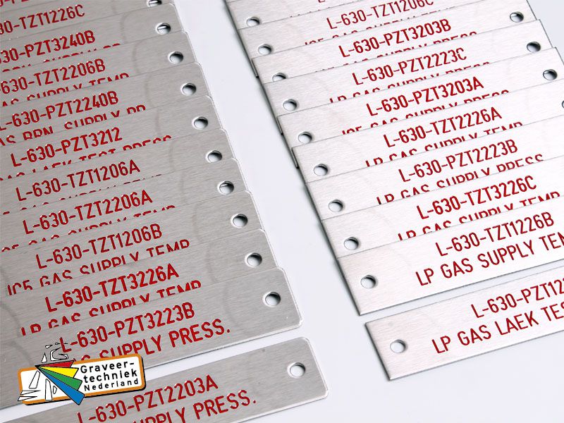 RVS 316L of RVS 304 tag plaatjes verdiept graveren