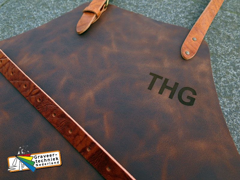40 leren lederen schort leder bedrukken, tekst erin gebrand
