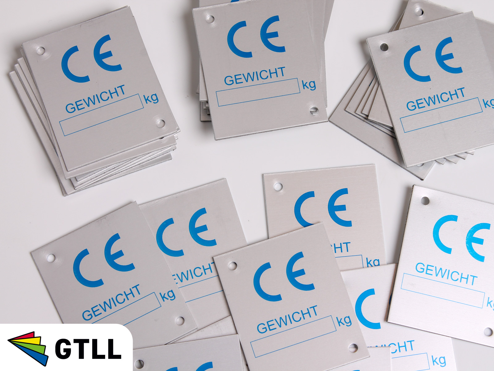 CE platen in Aluminium, RVS of kunststof