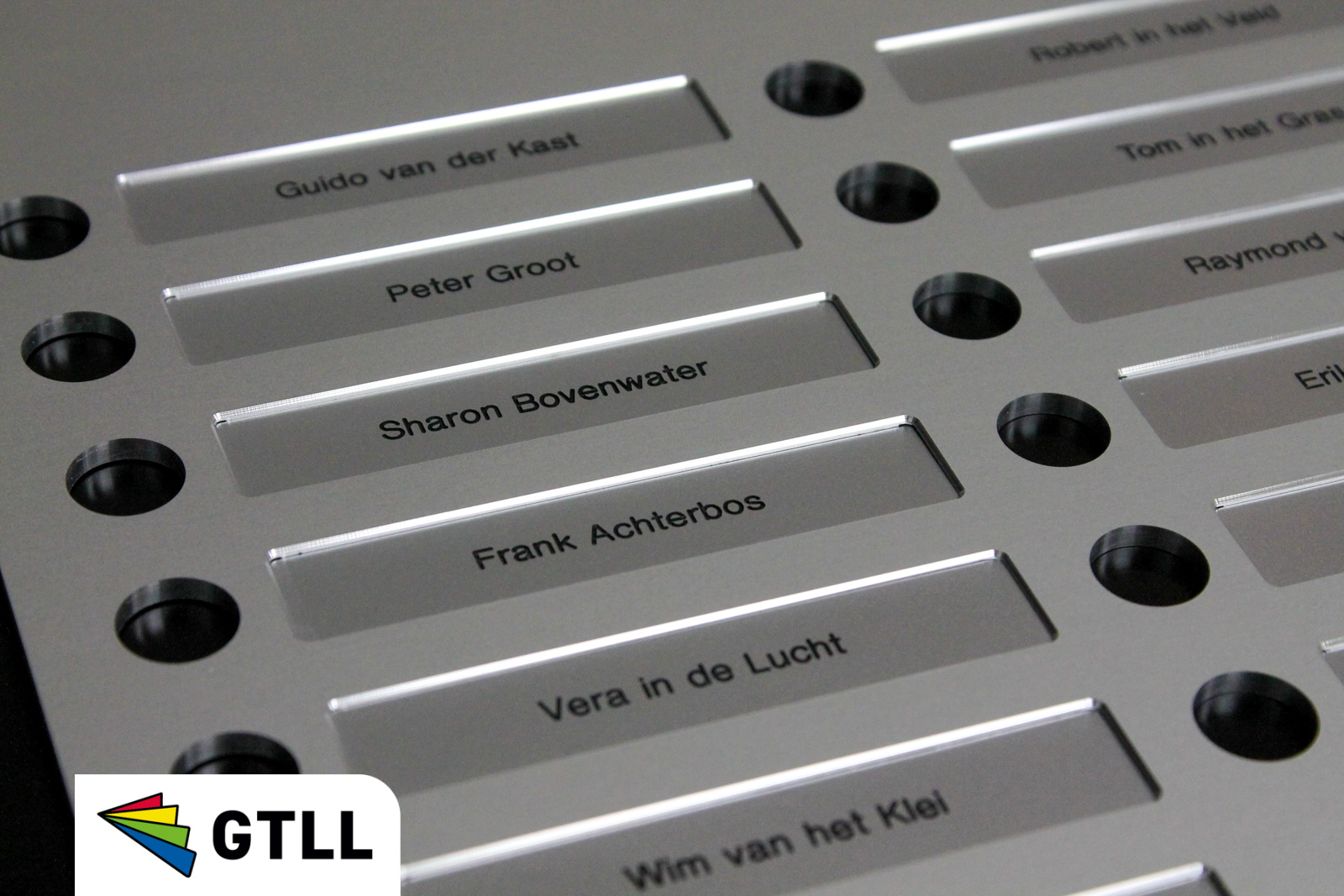 Bellentableau met beldrukker sparingen in aluminium