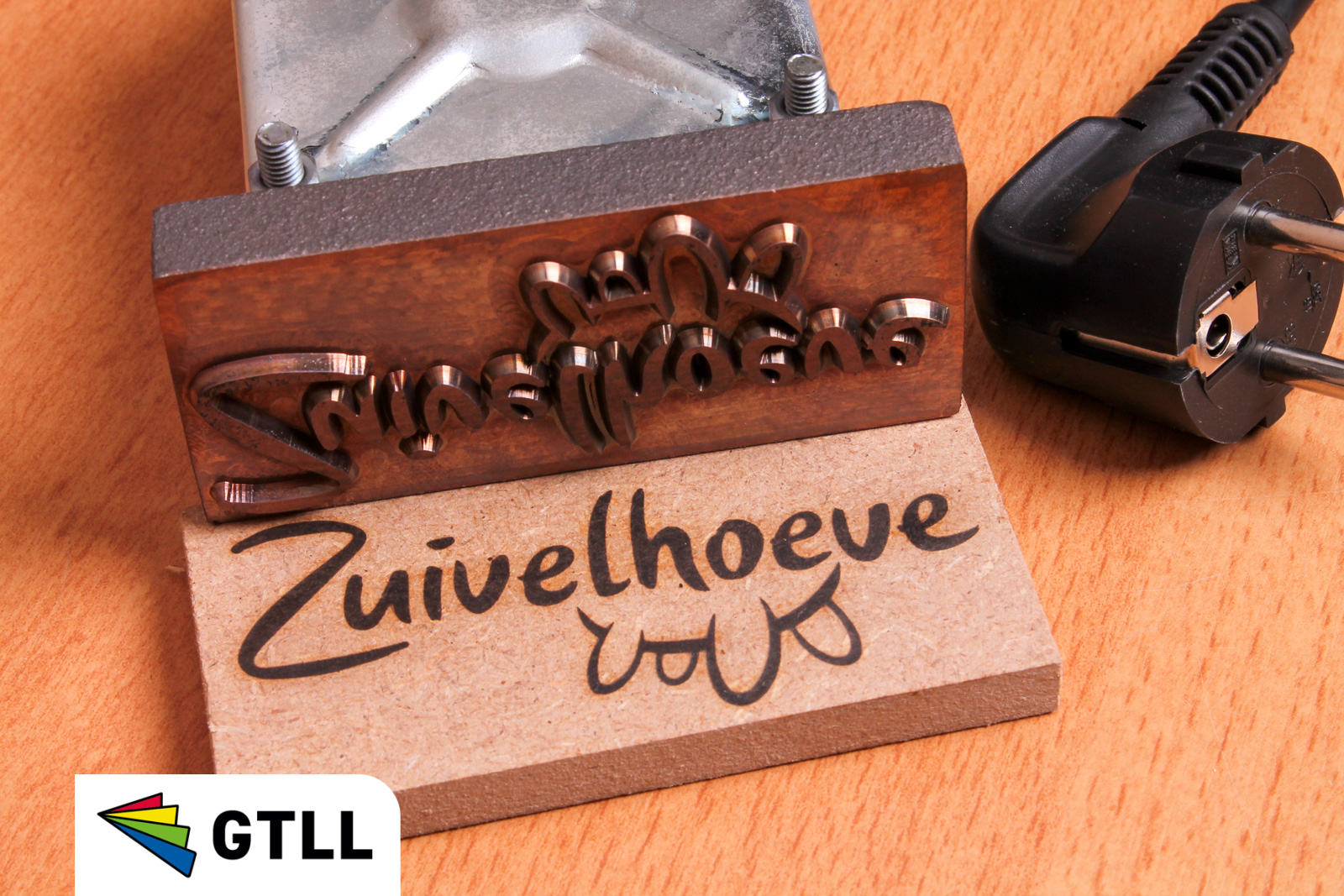 Frezen van een brandstempel