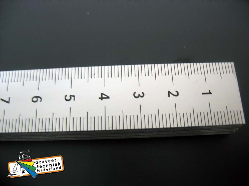 Aluminium liniaal graveren