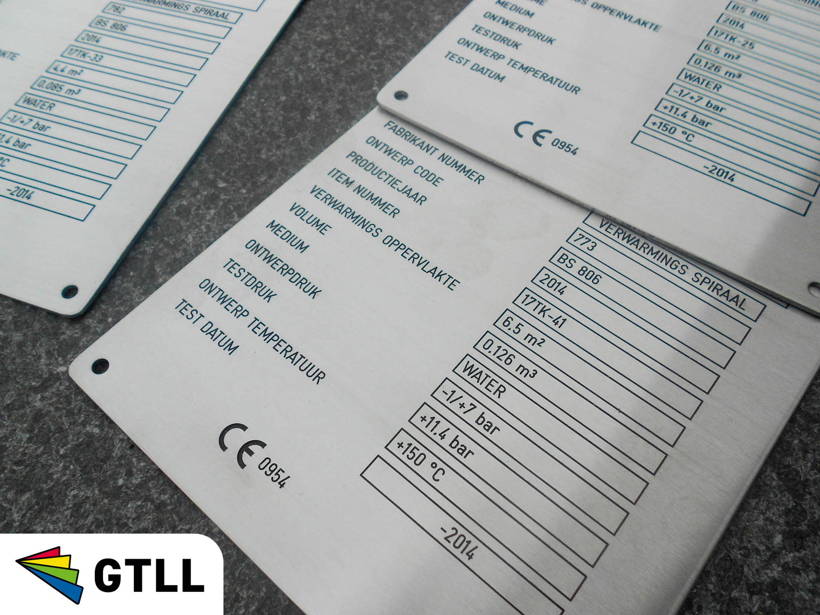 RVS CE typeplaat gegraveerd voor machine-identificatie