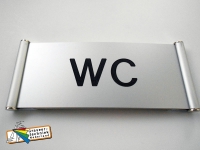 164x65mm alu houder met picto of tekst, voorzijde bolvormig. Hoogte kan aangepast worden, achterkant zelfklevend