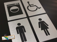 Aanduidingsborden picto's bijvoorbeeld toilet, kan ook in andere kleurcombinaties, afmeting in overleg