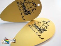 Sleutelhangers van aluminium in druppelvorm in diverse kleuren en afmetingen mogelijk.